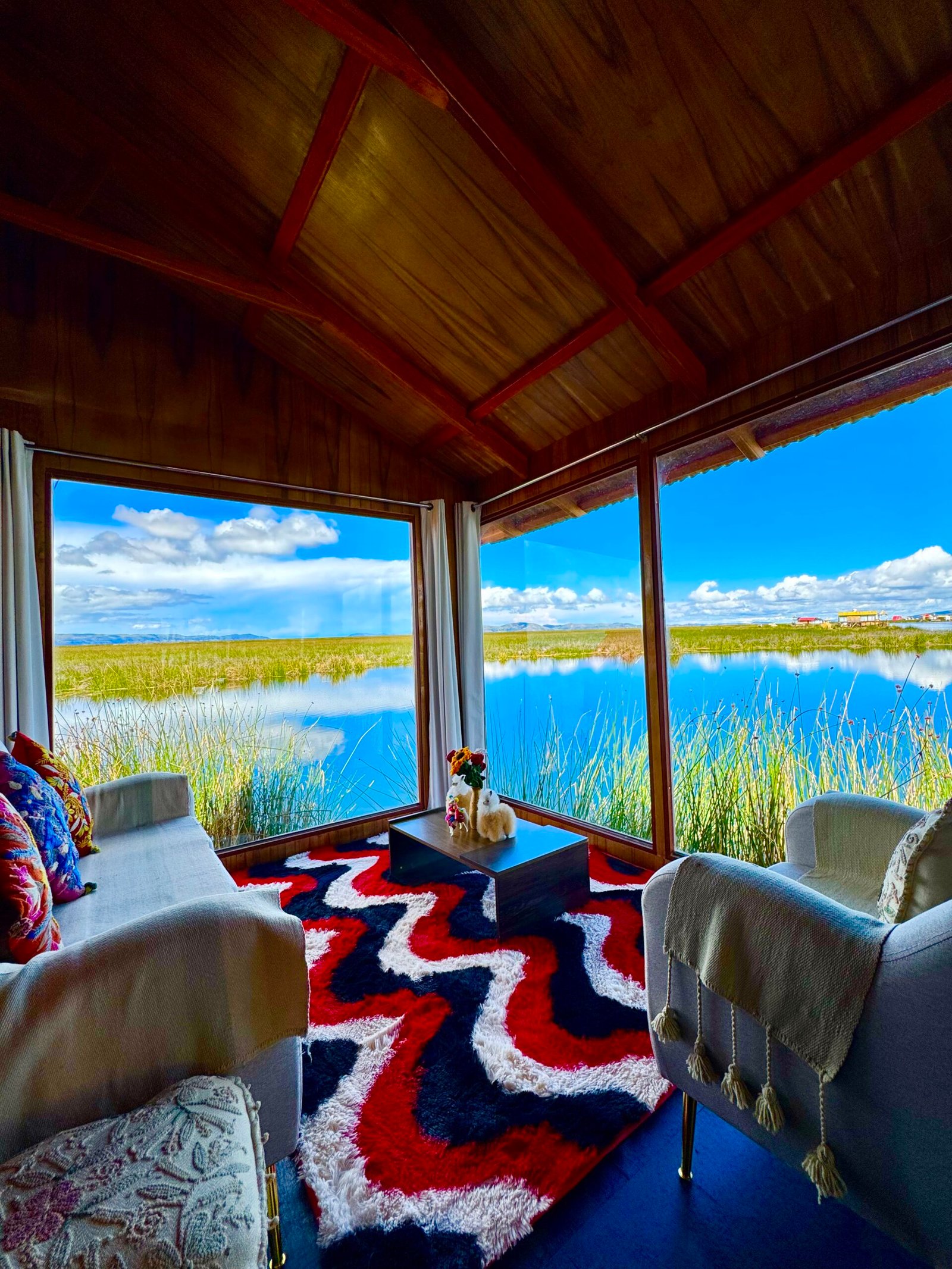 Deluxe Titicaca